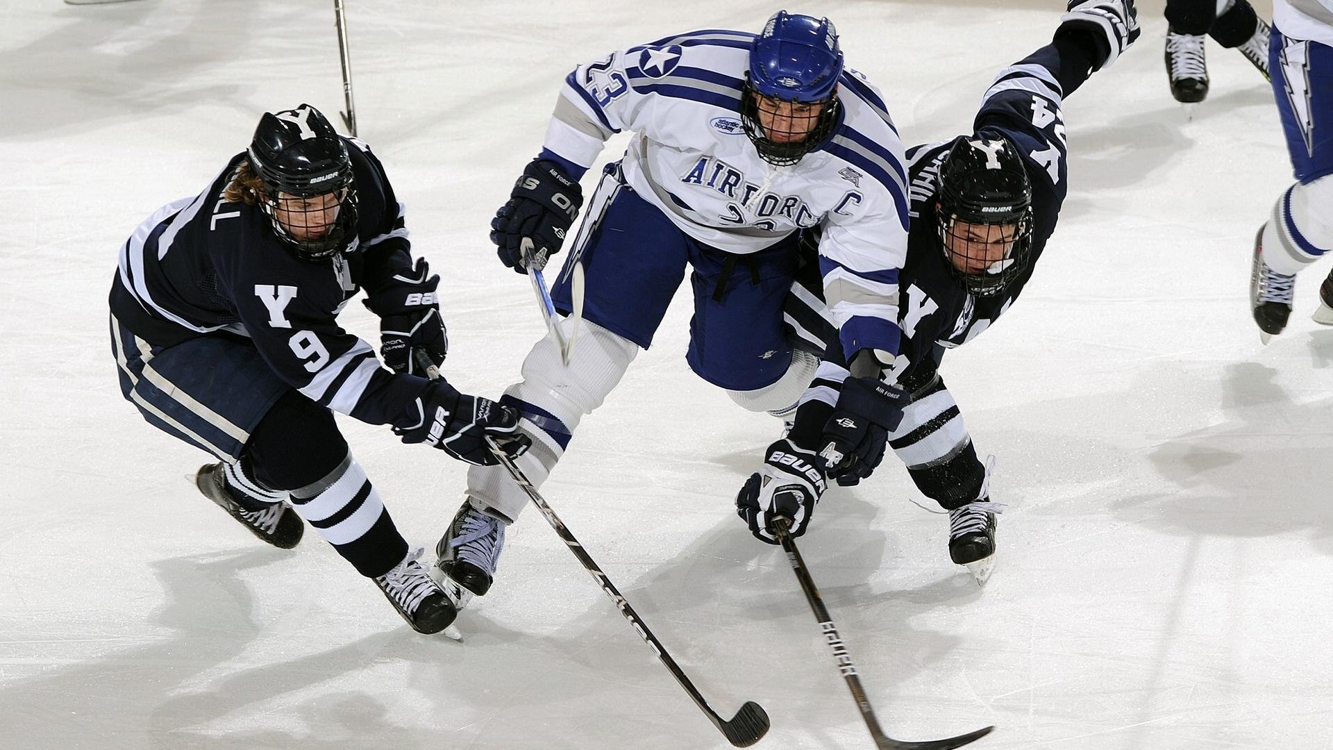 体育明星携手慈善机构举办公益赛 助力青少年体育发展