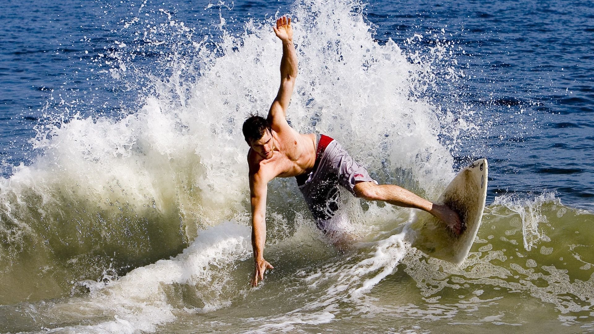 2024城市国际马拉松赛圆满落幕,本土选手创历史最佳成绩